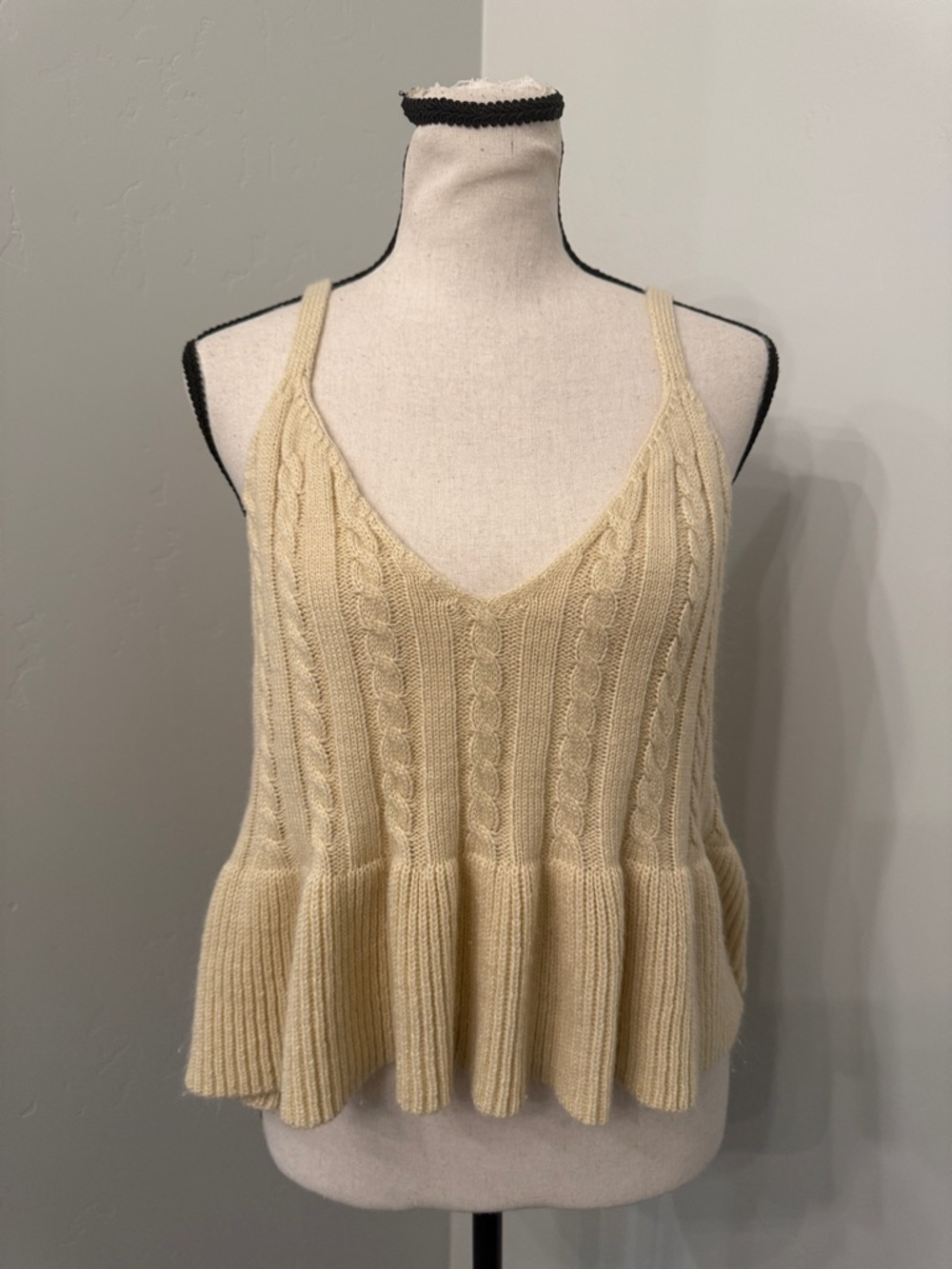 Lola May Knit Tank Top Womens Size 10 Cream Cable Knit Peplum Cami Coquette